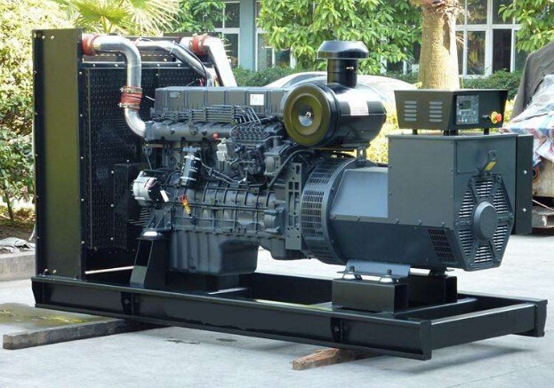 新巴尔虎右全新本田150kw大型柴油发电机组